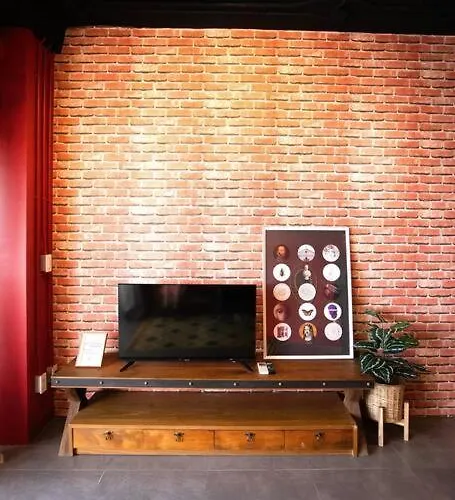 River View - Loft In Great Location